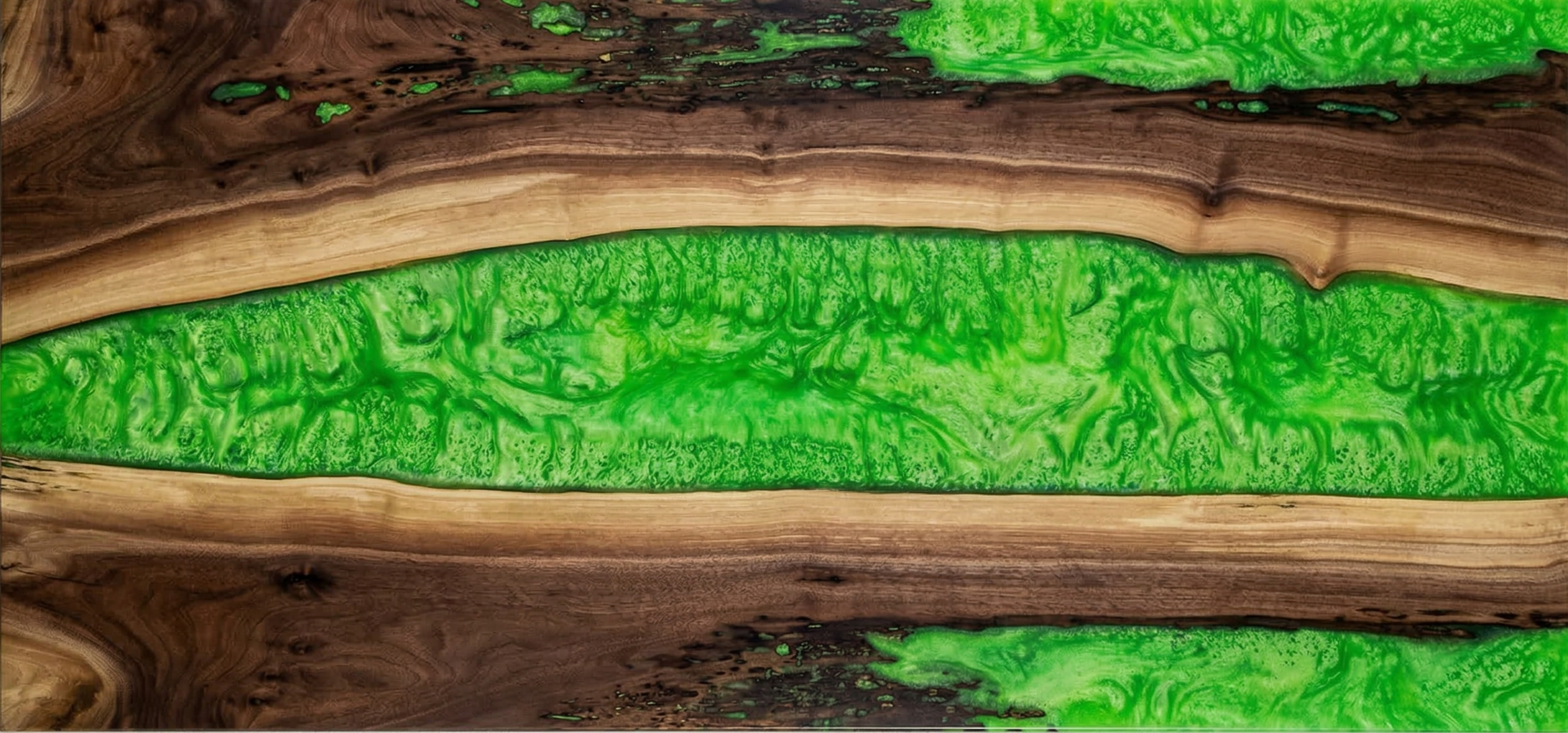 Bureau | Apple Green | Noyer | Époxy 26x60