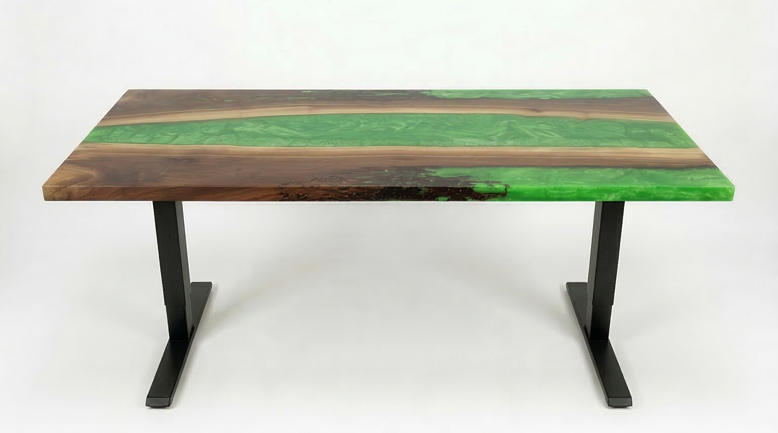 Bureau | Apple Green | Noyer | Époxy 26x60